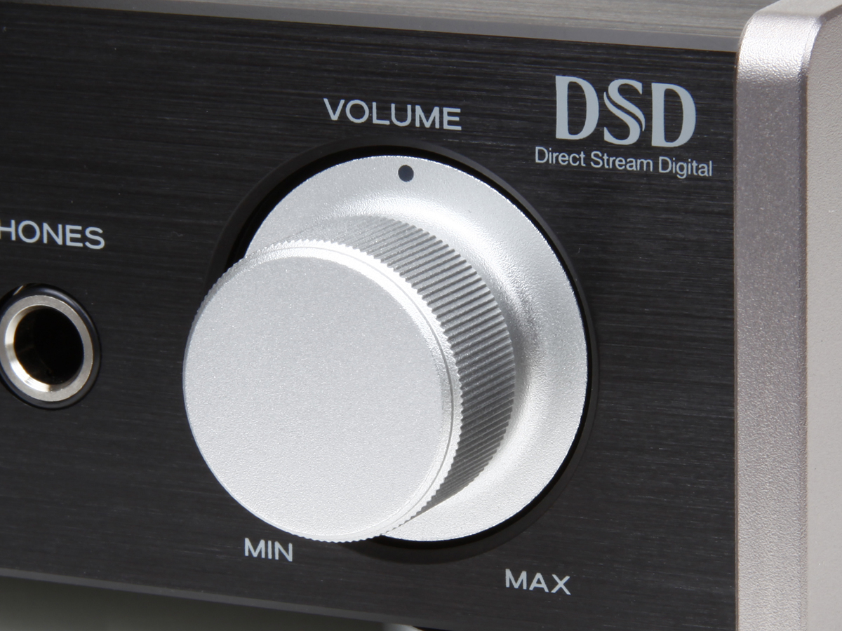 UD-301 | FEATURES | TEAC | International Website| | FEATURES